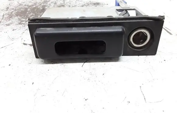 Nissan X-Trail T30 Car ashtray