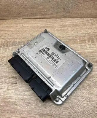 Volkswagen Golf IV Engine control unit/module ECU 038906012M 0281001979Main