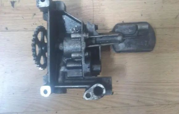 Peugeot 307 Oil pump 9638783980