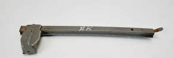 Toyota Avensis T250 Front door windshield rail 