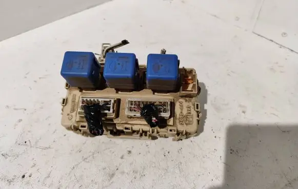 Nissan X-Trail T30 Fuse box set A0670