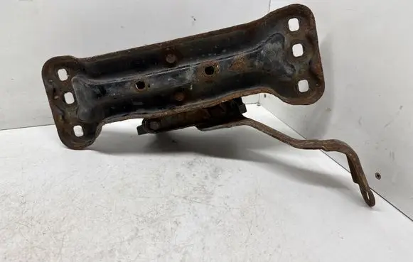 Mercedes-Benz E W211 Gearbox mounting bracket A1402421340