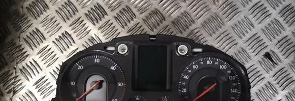 Volkswagen PASSAT B6 Speedometer (instrument cluster) 3c0920971e