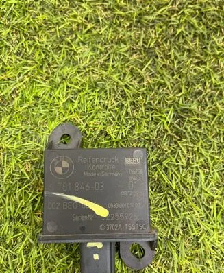BMW X5 E70 Tire pressure sensor 6781846 32255926 053300101402