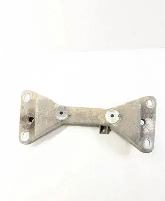 BMW 3 F30 F35 F31 Gearbox mounting bracket 6796609