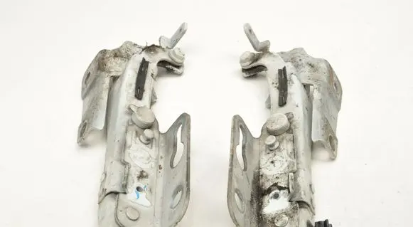 Volvo V40 Engine bonnet/hood hinges 31385071