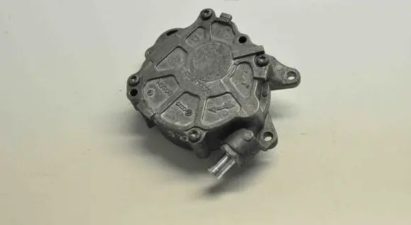 Audi Q5 SQ5 Vacuum pump 03L145100