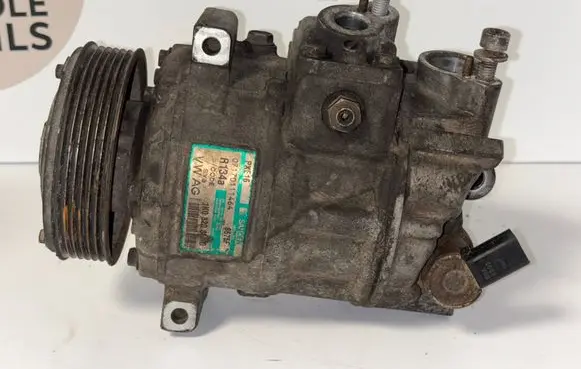 Volkswagen Golf Plus Air conditioning (A/C) compressor (pump) 1K0820803G