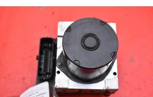 Skoda Roomster (5J) ABS Pump 6R0614517B