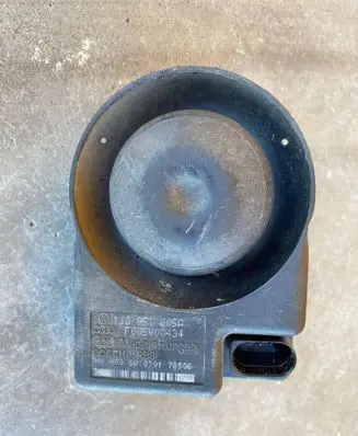 Porsche Cayenne (9PA) Alarm system siren 28100A500A HS091S6011