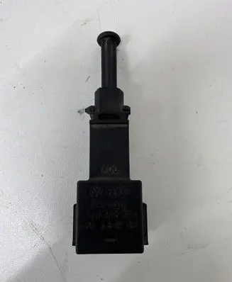 Volkswagen Jetta V Brake pedal sensor switch 1J0945511A
