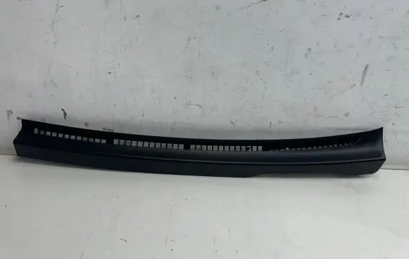 Mercedes-Benz GLC C253 Dashboard air vent grill cover trim A2536890100