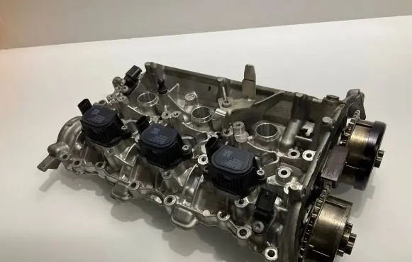 Porsche Cayenne (9Y0 9Y3) Engine head 06M103469H 0110170337