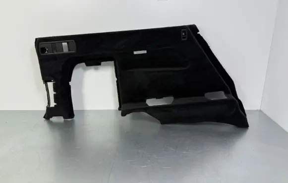 Trunk/boot side trim panel