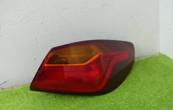 BMW 1 F40 Rear/tail lights 7450642