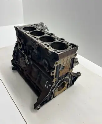 Mazda CX-7 Engine block R2AA
