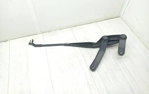Mercedes-Benz C W204 Windshield/front glass wiper blade A2048201444