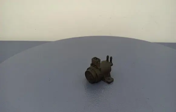 Renault Trafic II (X83) Vacuum valve