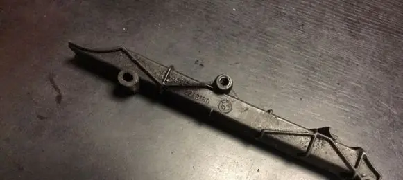 BMW 7 E38 Slide rail for timing chain 2243180