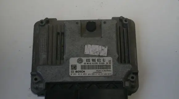 Volkswagen Golf V Engine control unit/module 03G906021QJ 0281014064