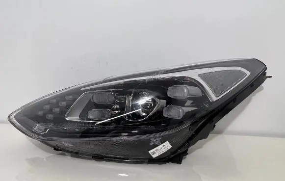 KIA Sportage Headlight/headlamp F192151600