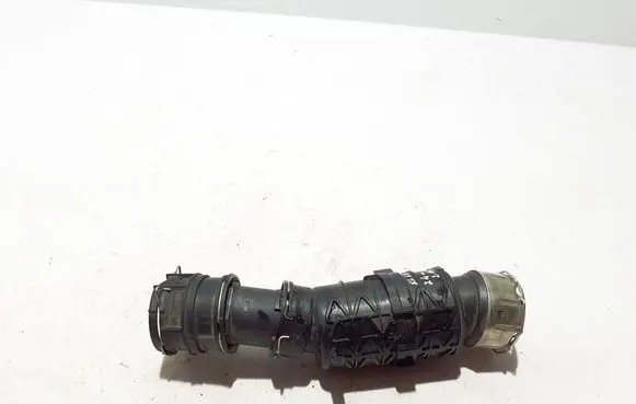 Volvo XC60 Intercooler hose/pipe 32325435