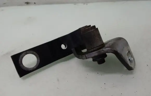 Ford Galaxy Rear door lower hinge 