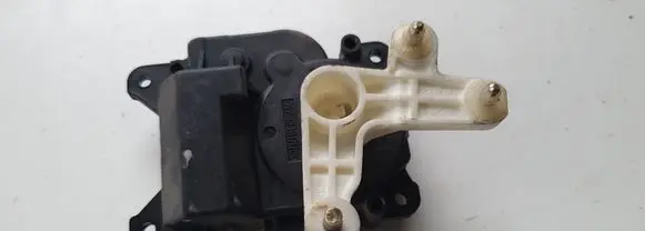 Toyota Yaris A/C air flow flap actuator/motor 