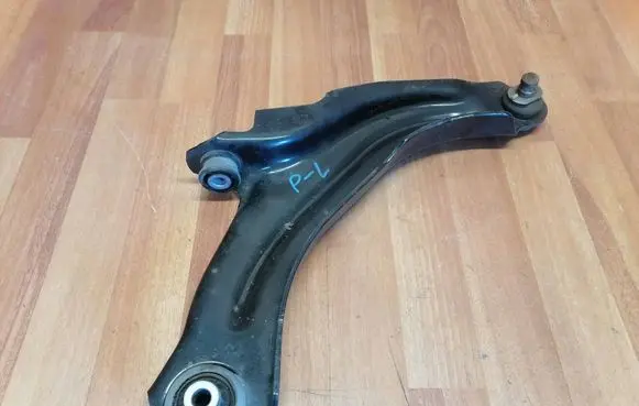 Renault Zoe Front control arm 545049968R 545046162R 497R