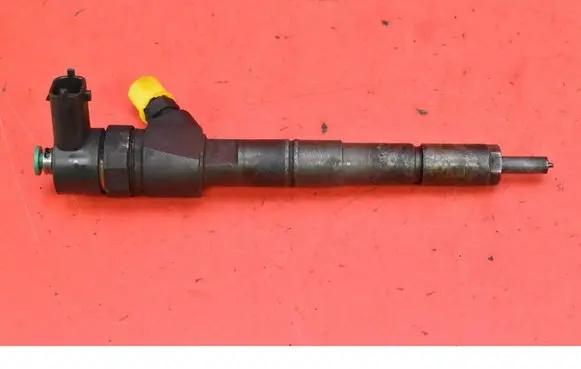 Opel Insignia A Fuel injector 0445110327
