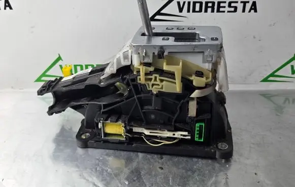 Gear shifter/selector