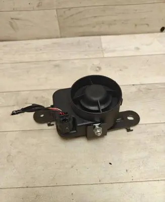 Mazda 3 II Alarm system siren BP5E67SB000 83101540 A000578