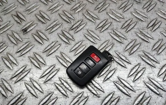 Toyota Camry Ignition key/card 