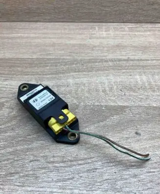 Hyundai i30 Airbag deployment crash/impact sensor 959201C000