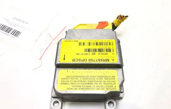 Mitsubishi Colt Airbag deployment crash/impact sensor 0285001689MR587759