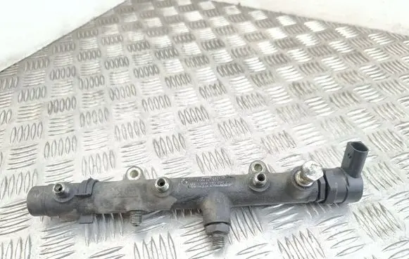 Volkswagen Phaeton Fuel main line pipe 059130090J