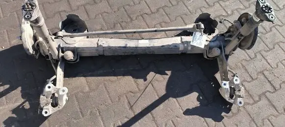 Peugeot 208 II Rear axle beam 