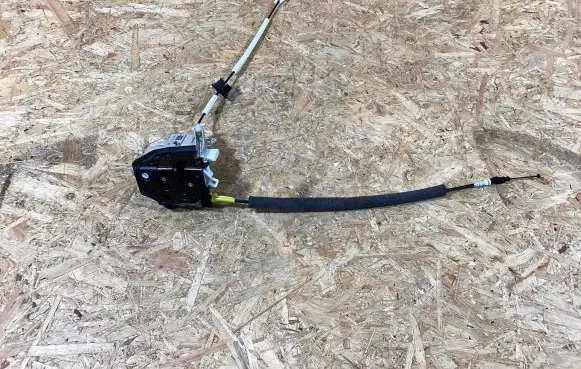 Porsche Macan (95B) Rear door lock 9a783911506 8k0839015f