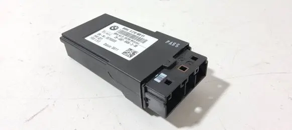 BMW 5 F10 F11 Seat heating relay 9216468 00750535 2840078406300