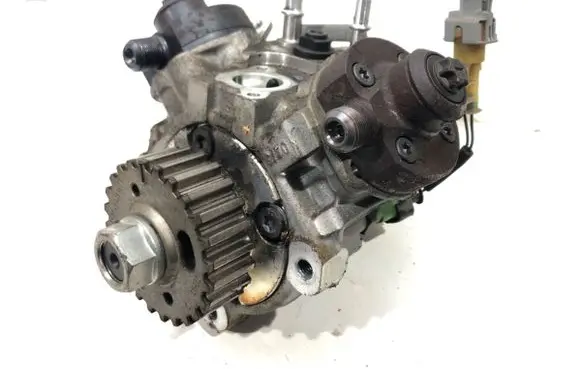 Jaguar XJ X351 Fuel injection high pressure pump 0445010629