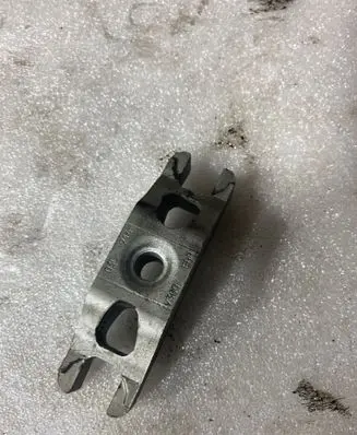 Volkswagen Polo V 6R Fuel Injector clamp holder 03L216 V300