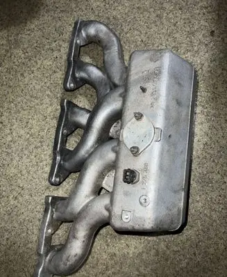 BMW 5 E34 Intake manifold 1275388