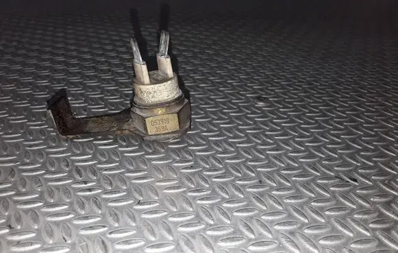 Audi 80 90 S2 B4 Intake air temperature sensor 053919369A