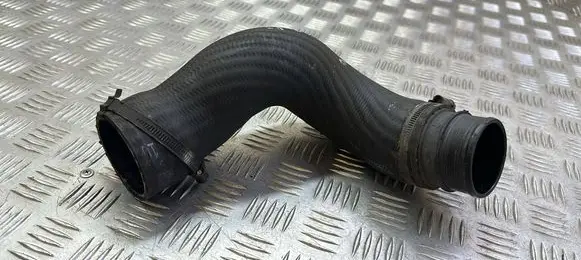 Volvo XC60 Intercooler hose/pipe