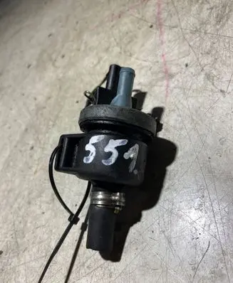 Volkswagen Golf V Turbo solenoid valve 051133459A