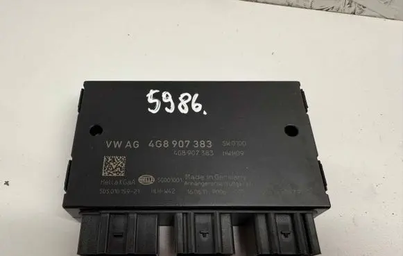 Audi A6 C7 Tow bar trailer control unit/module 4G8907383