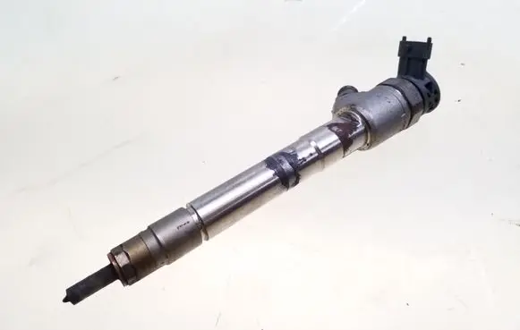 Fuel injector
