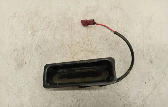 BMW 5 E60 E61 Tailgate opening switch 