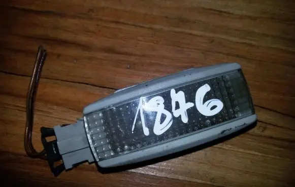 Volkswagen PASSAT B5 Other interior light 3b0947113