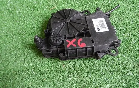 BMW X6 G06 Tailgate/trunk/boot lift motor 7471964